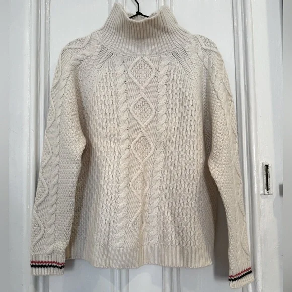 NWOT Faherty Cashmere Turtleneck - Women’s Medium - Picture 2 of 7